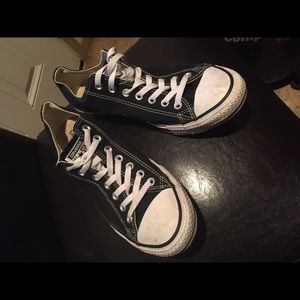 Converse shoes for men size 10